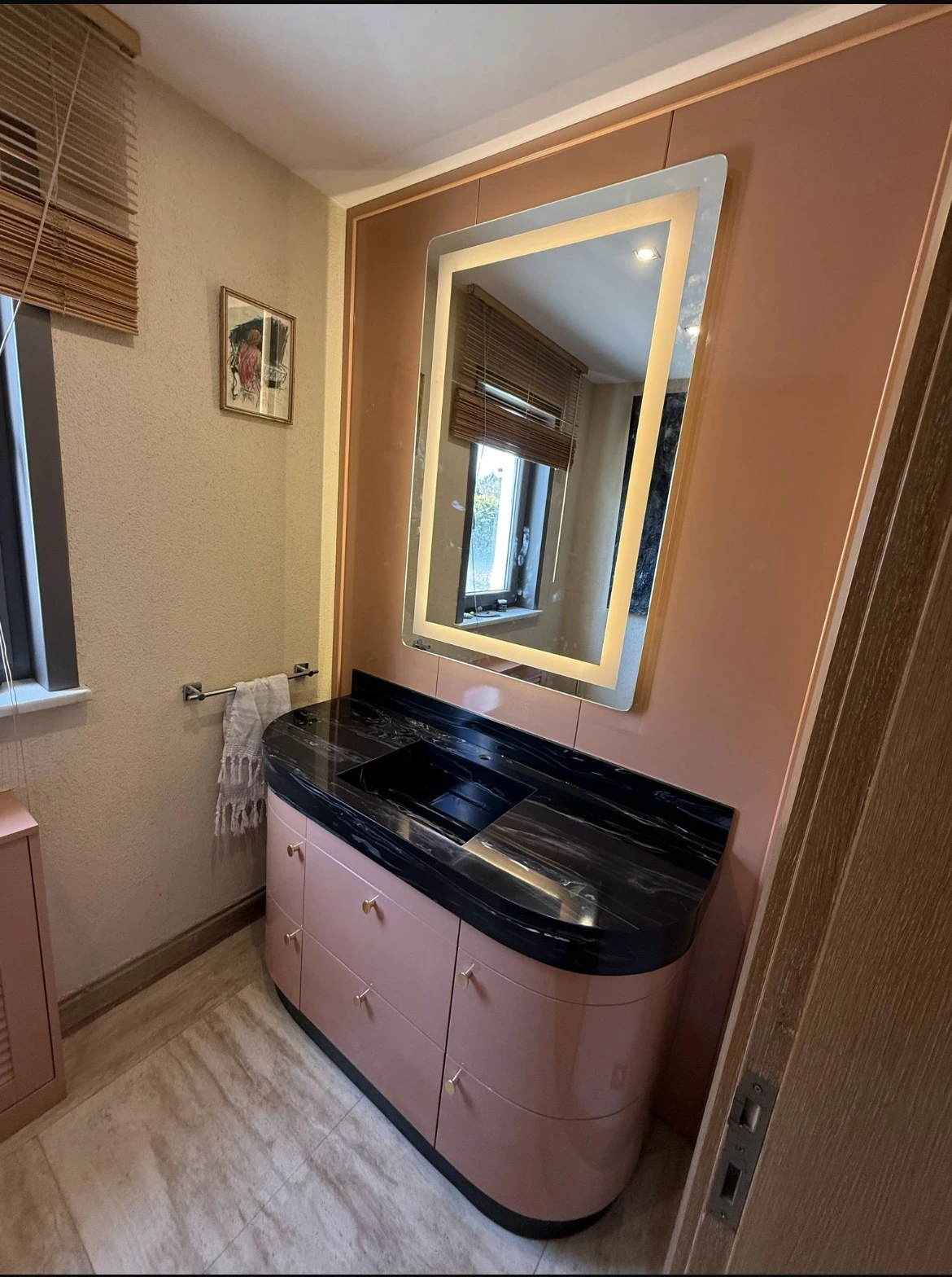 Özel Ölçü Banyo Dolabı